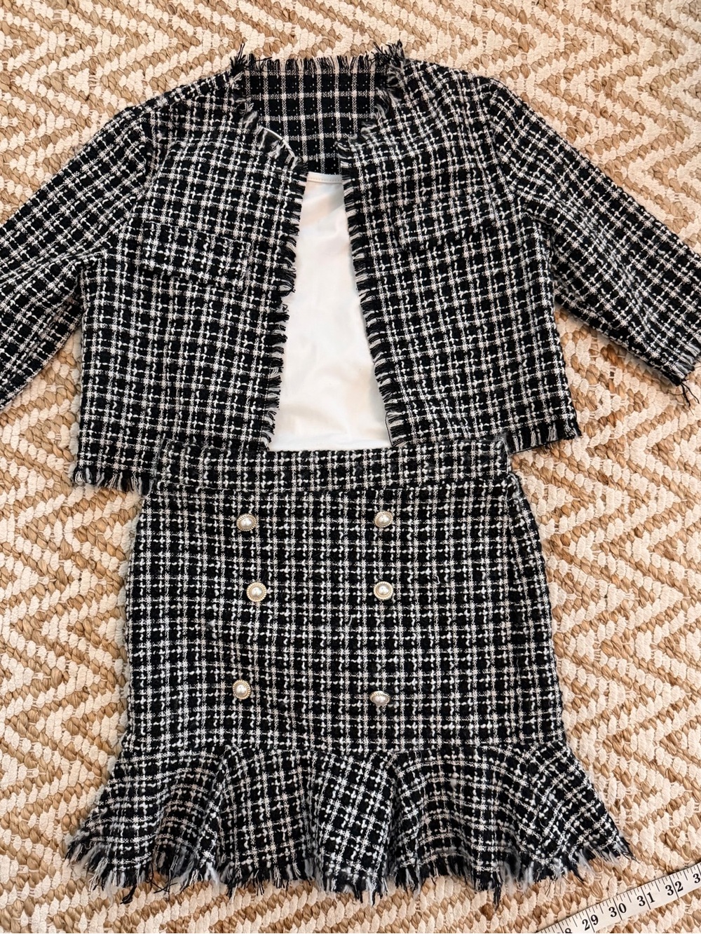 Girls Black & White Tweed Blazer and Skirt Matching Set Size 7/8